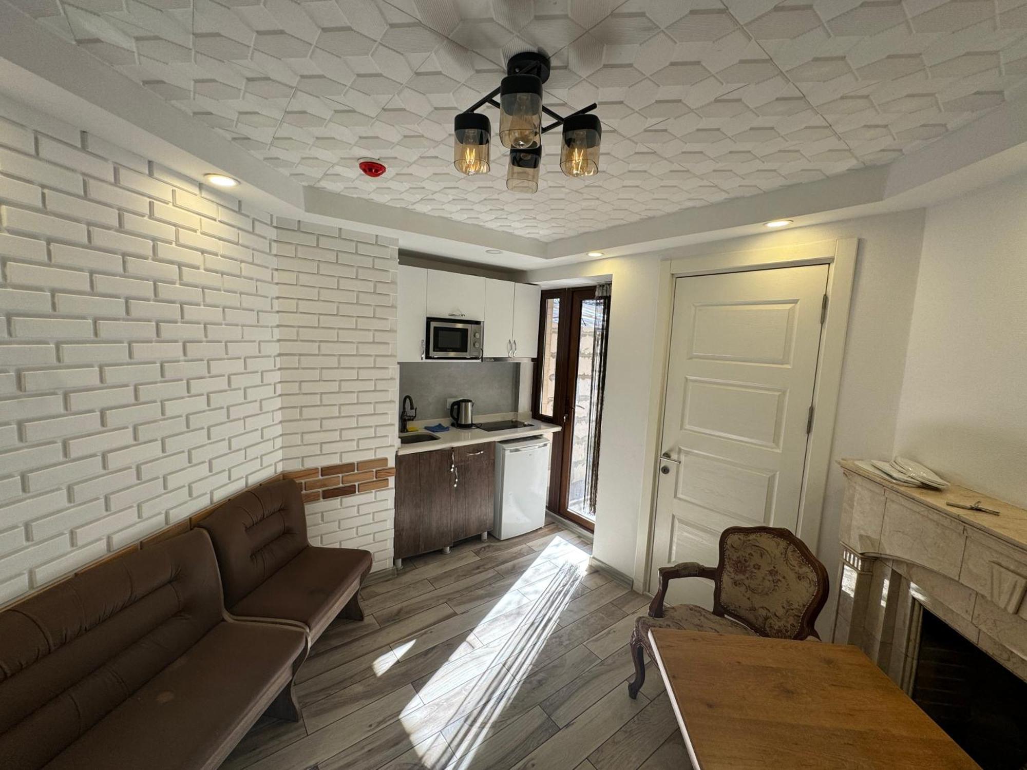 Casa Neptun In Old Batumi Apartment Ngoại thất bức ảnh