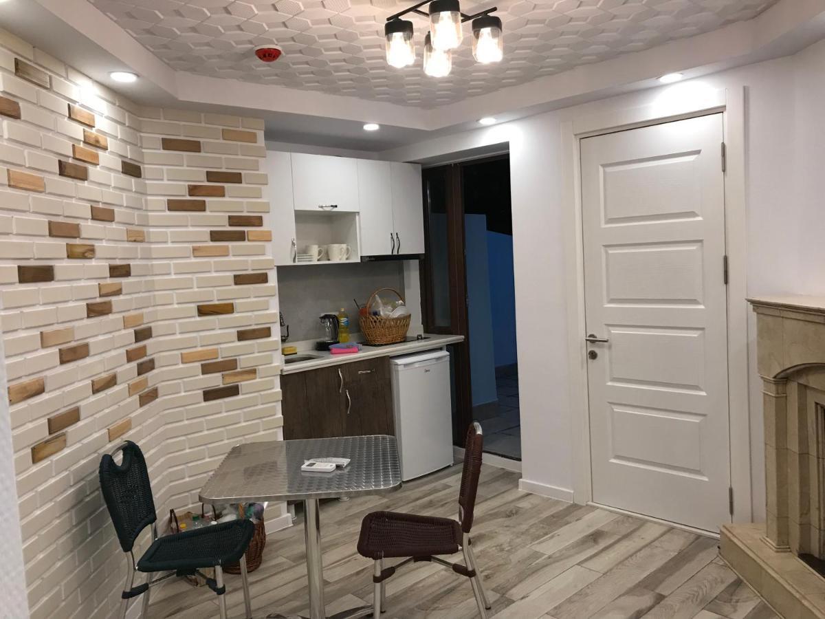 Casa Neptun In Old Batumi Apartment Ngoại thất bức ảnh