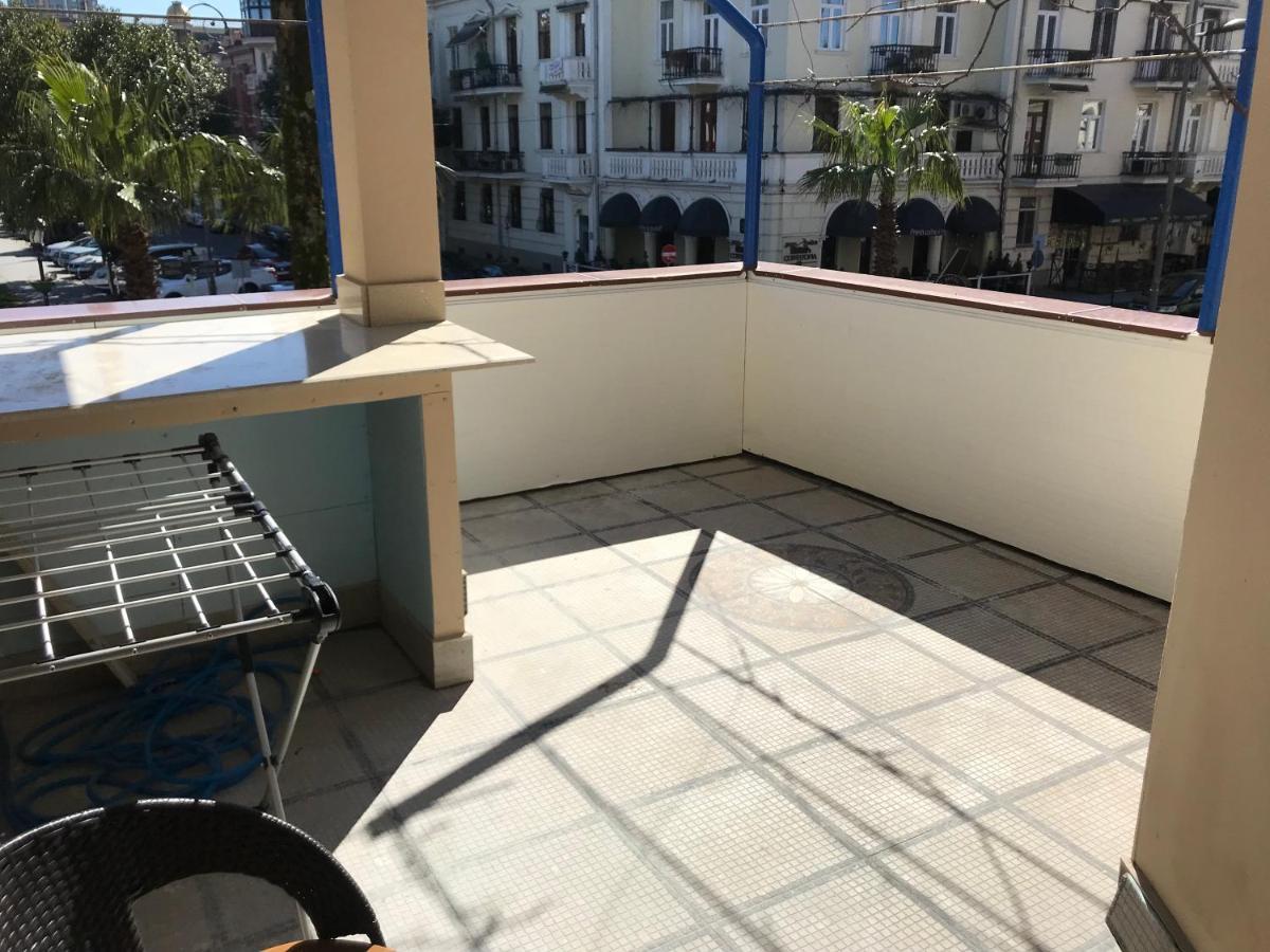 Casa Neptun In Old Batumi Apartment Ngoại thất bức ảnh